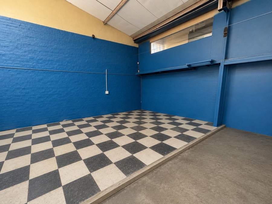 To Let Commercial Property for Rent in Wilgeboom A H North West